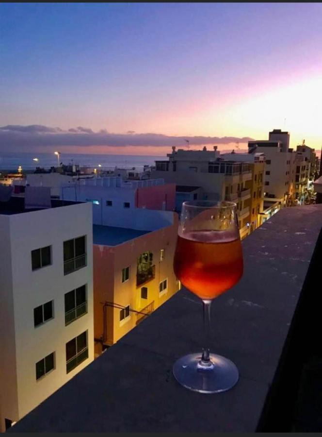 Apartament The White Heart House - Attic Sea View Los Cristianos  Zewnętrze zdjęcie