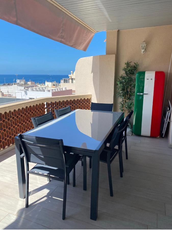 Apartament The White Heart House - Attic Sea View Los Cristianos  Zewnętrze zdjęcie