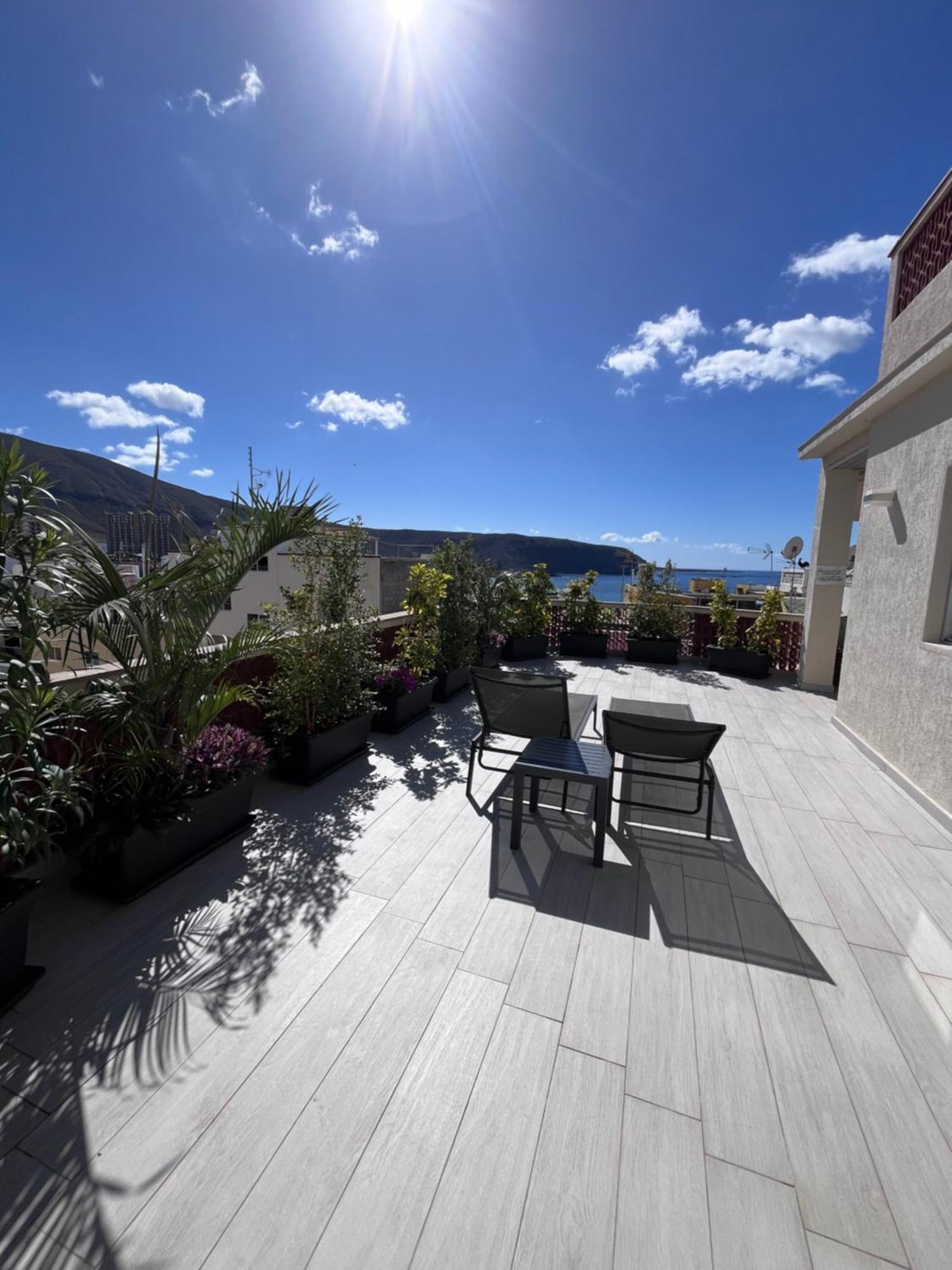 Apartament The White Heart House - Attic Sea View Los Cristianos  Zewnętrze zdjęcie