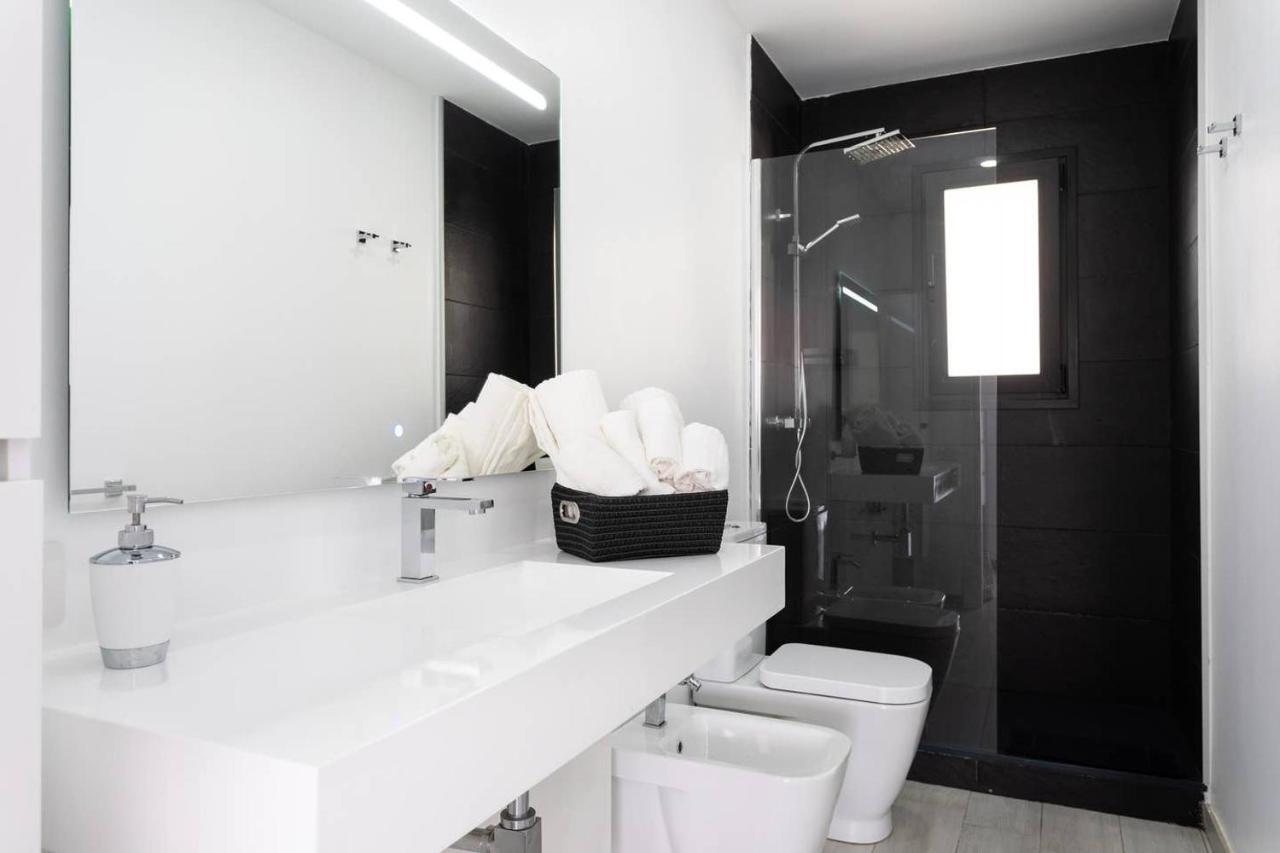 Apartament The White Heart House - Attic Sea View Los Cristianos  Zewnętrze zdjęcie